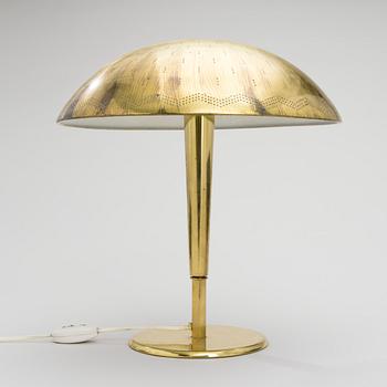 PAAVO TYNELL, A TABLE LAMP. Manufactured by Taito Oy. 1930/40s.