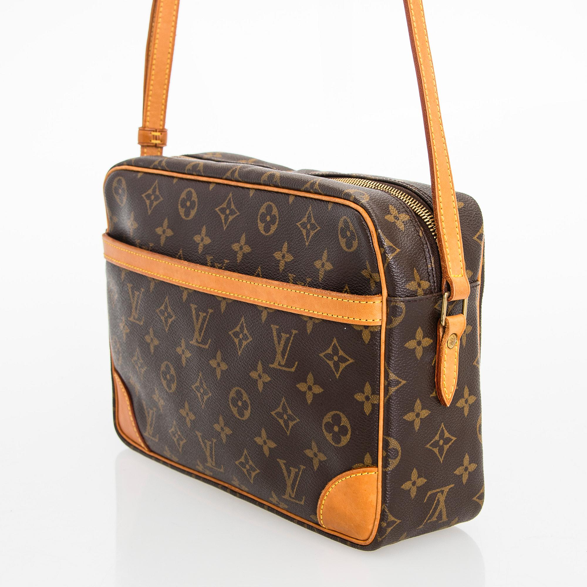 Louis Vuitton, "Trocadero 30", väska.