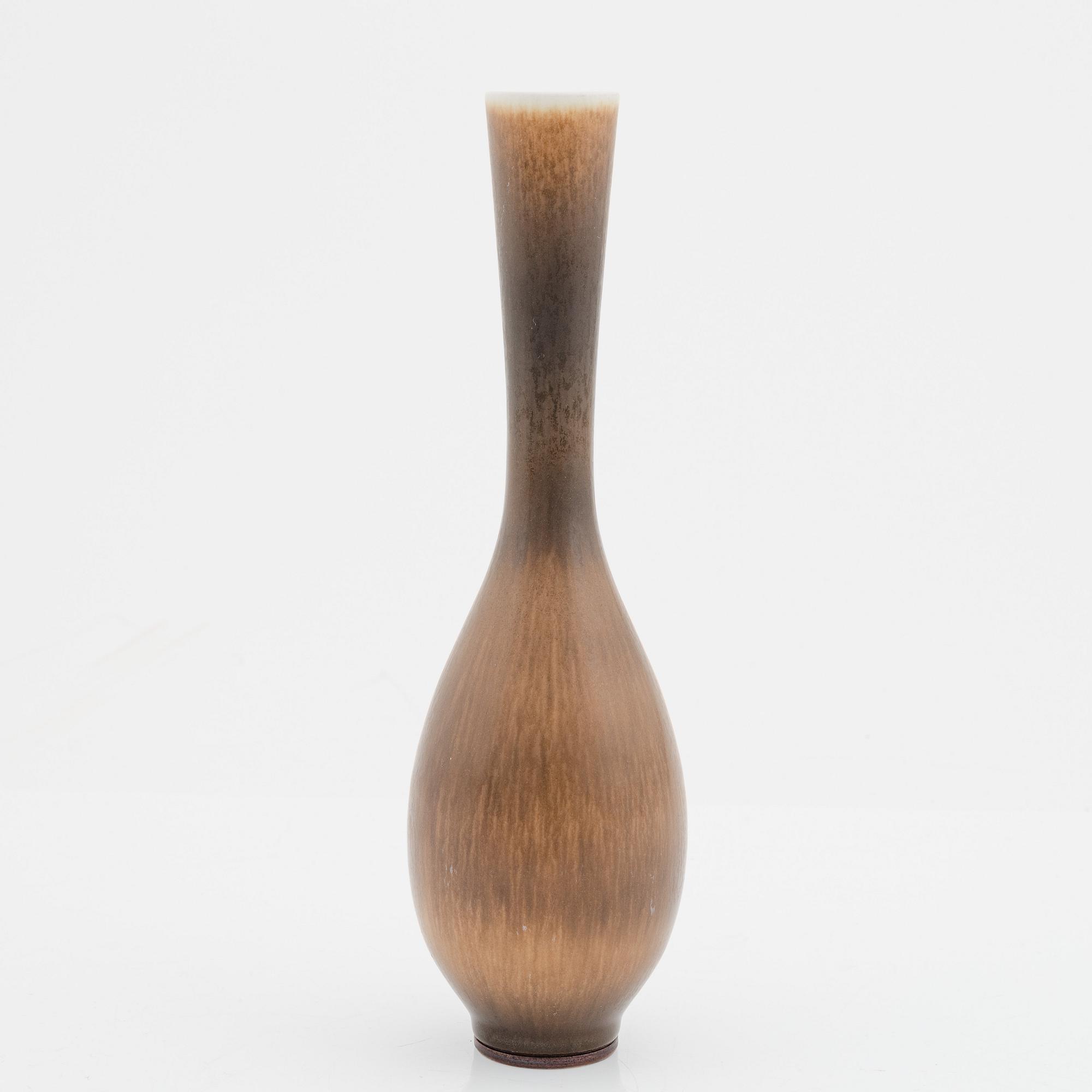 Berndt Friberg, an stoneware vase, Gustavsberg studio, Sweden 1962.