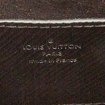 Louis Vuitton, "Twist MM Epi Noir", bag, France 2015.