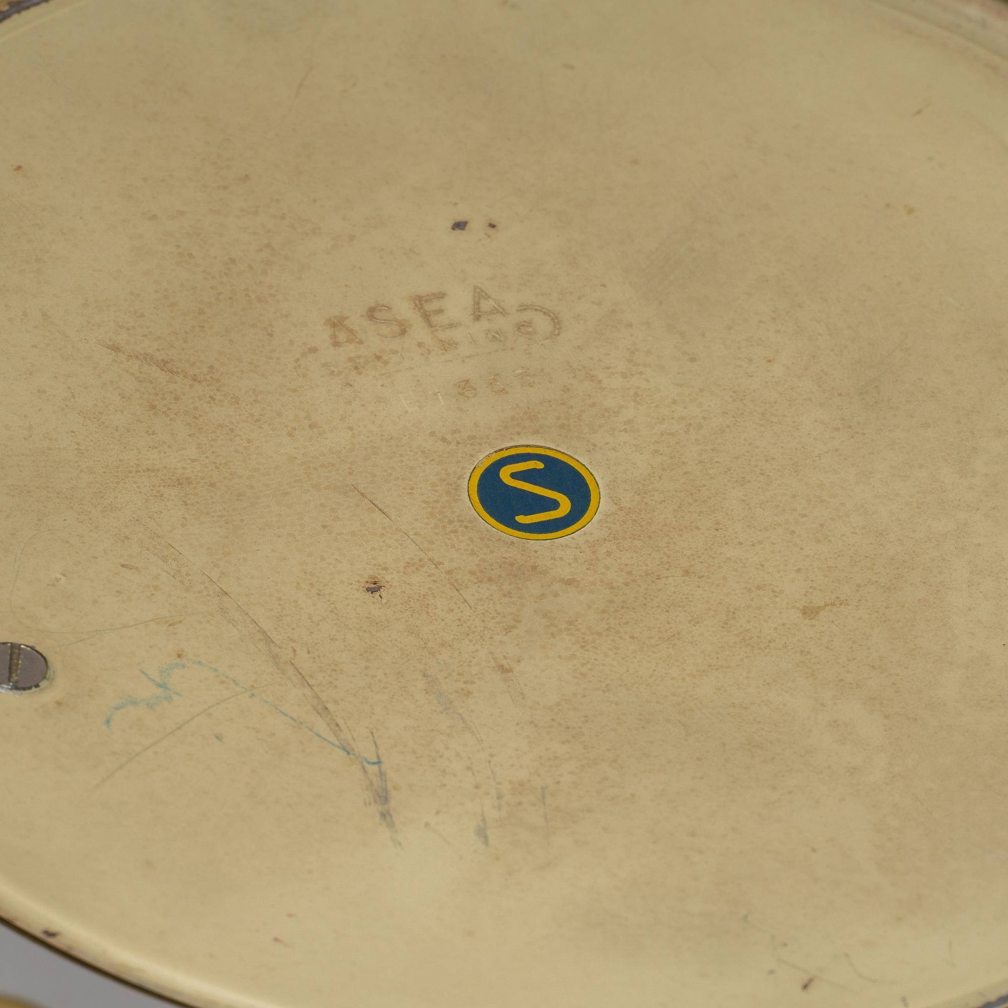 HANS BERGSTRÖM, a 'E1333' table lamp, Asea, 1940's.