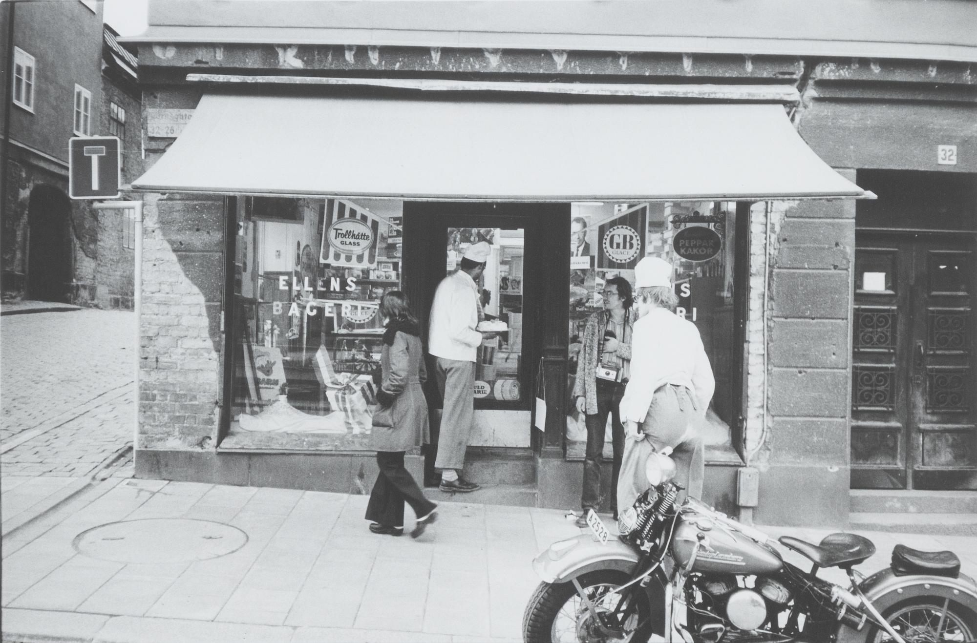 Carl Johan De Geer, photo, signed 10/30.