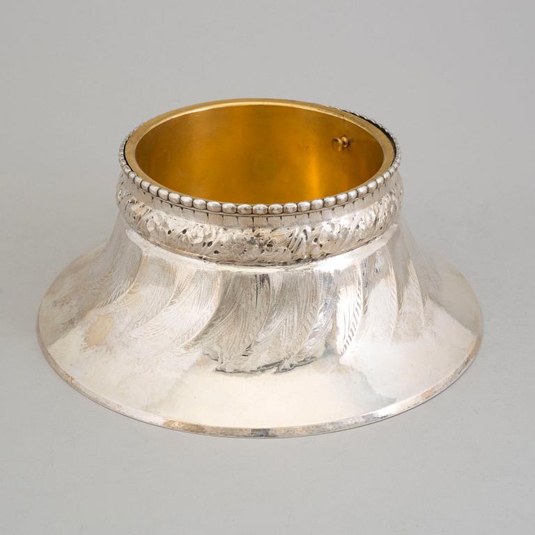 A Swedish Art Nouveau, silver with brass liner, jardinière centerpiece, maker's mark K ANDERSON, Stockholm, 1917.