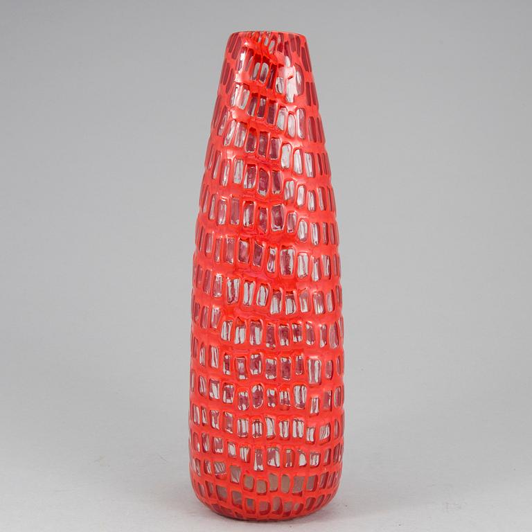 An "Occhi" glass vase, Tobia Scarpa for Venini 1997.