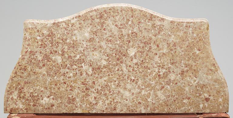 BYRÅ, italiensk rokokostil, 1900-tal.