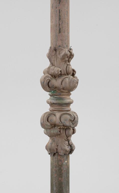 LJUSKRONA, 1800-tal. Höjd ca 160 cm.