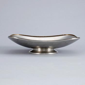 SKÅLFAT, tenn. Firma Svenskt Tenn. 1900-talets första hälft.