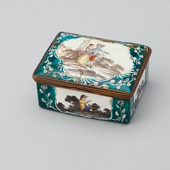 A Rococo 18th century enamel box with two erotic scenes.