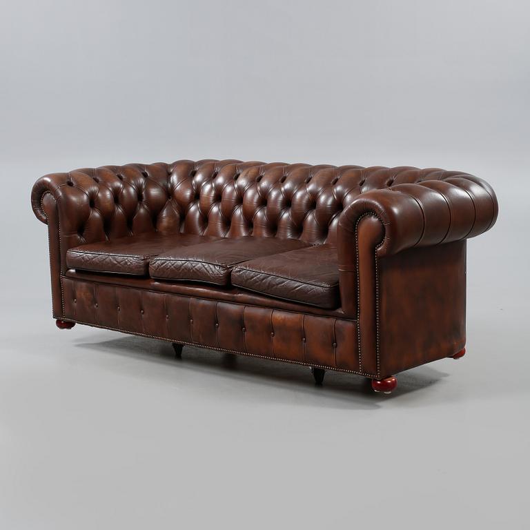 SOFFA, Chesterfield-modell, 1900-talets fjärde kvartal.