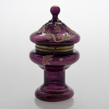 VODKASETTI, lasia, 1800-luvun loppua.