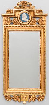 Spegel, sengustaviansk, omkring 1800.