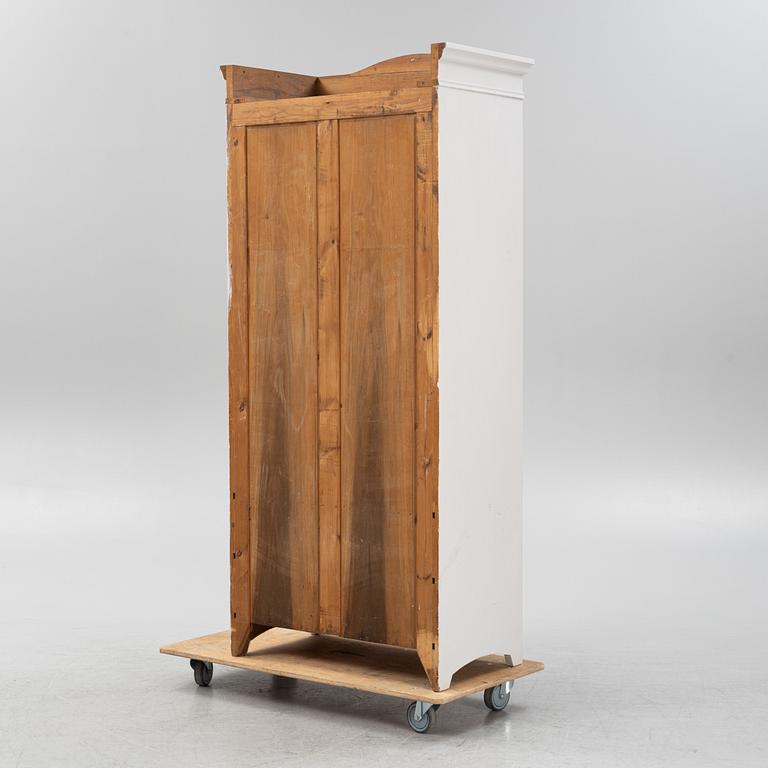 A wardrobe, early 20th Century.
