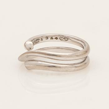 Regitze Overgaard, ring, "Magic", 18K vitguld, för Georg Jensen, Danmark.