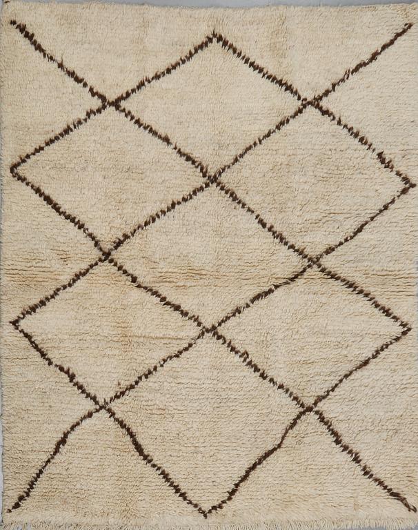 MATTA, Beni Ourain, 1900-talets senare del, ca 174x153 cm.