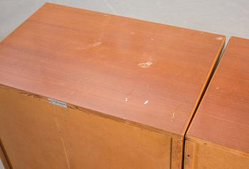 BYRÅ och SKÅP, 2 delar, "Futura"-serien, David Rosén, Nordiska Kompaniet, 1900-talets mitt.