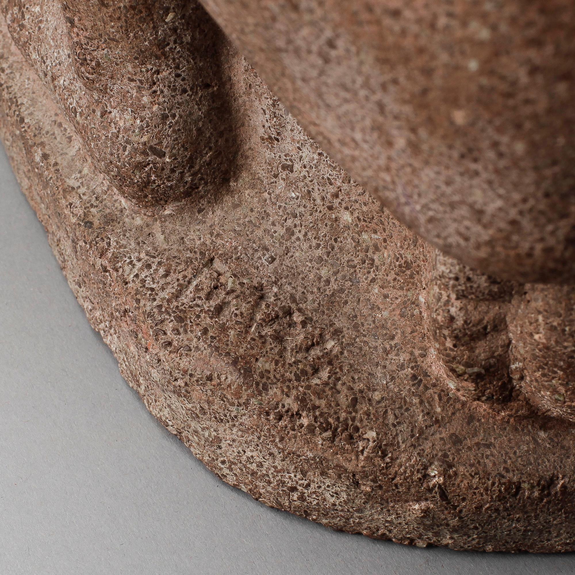 DAVID WRETLING, terracotta, ytterfoder, monogramsignerad.