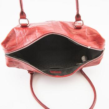 Mulberry "Baguette" bag.