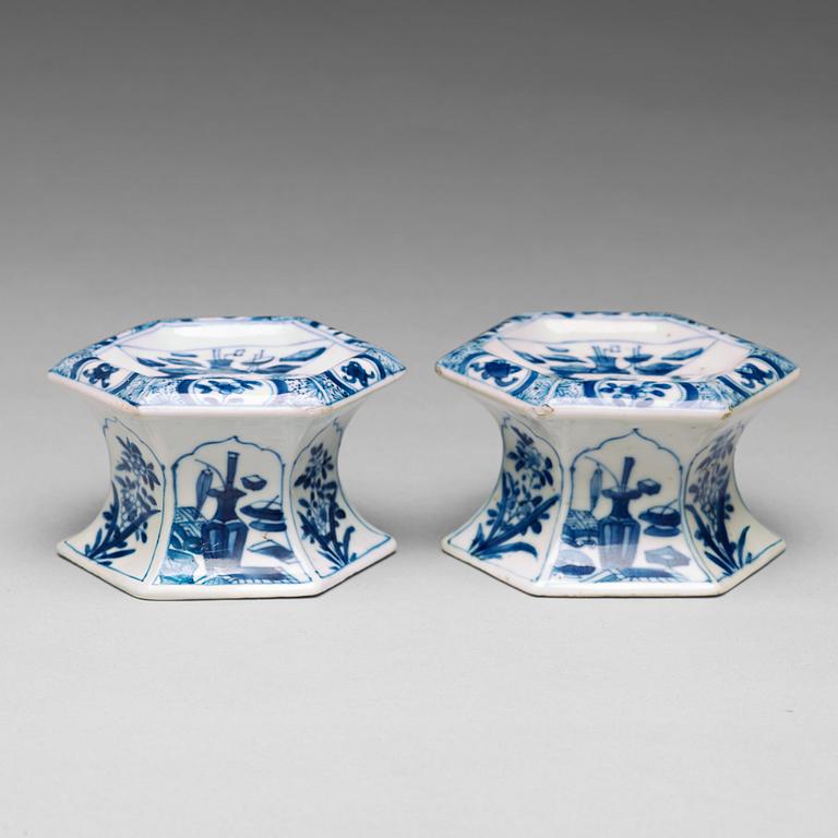 A pair of blue and white salts, Qing dynasty, Qianlong (1736-95).