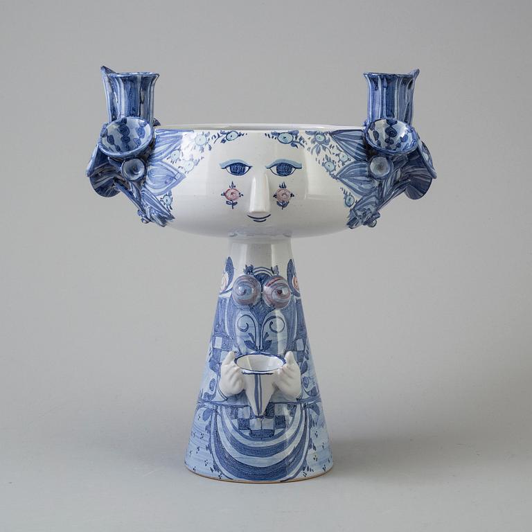 BJÖRN WIINBLAD, A Danish ceramic centrepiece by Björn Winblad dated  -90.