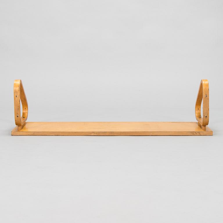Alvar Aalto, seinähylly, malli 112, O.Y. Huonekalu- ja Rakennustyötehdas A.B. 1930/1940-luku.