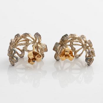 Sandberg, a pair of earrings, silver and 18K gold.