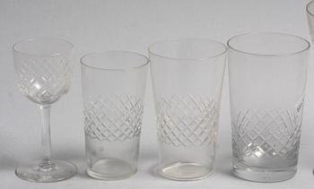 GLASSERVIS, 74 delar.