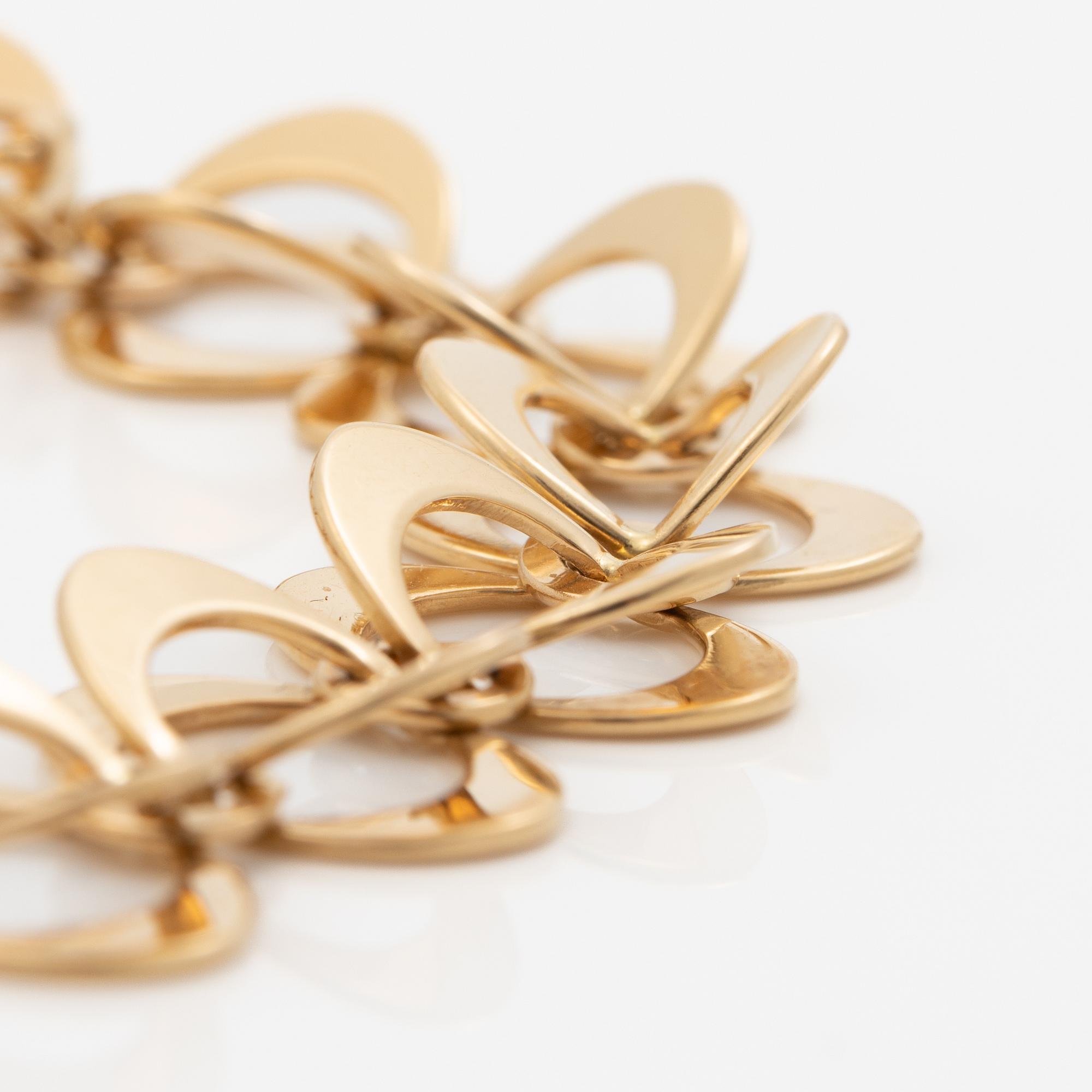 Theresia Hvorslev, a necklace and a bracelet, 18K gold, Falköping 1969.