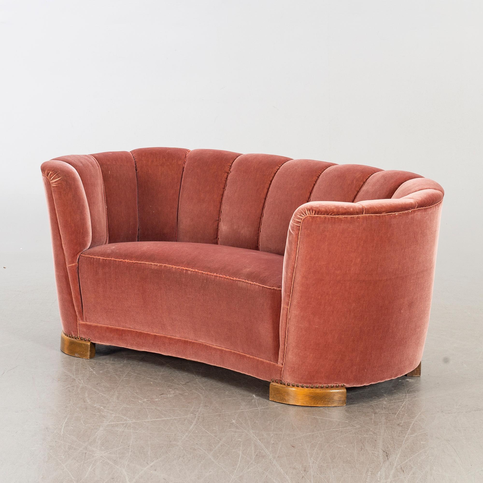 A probably Danish 1940's couch.