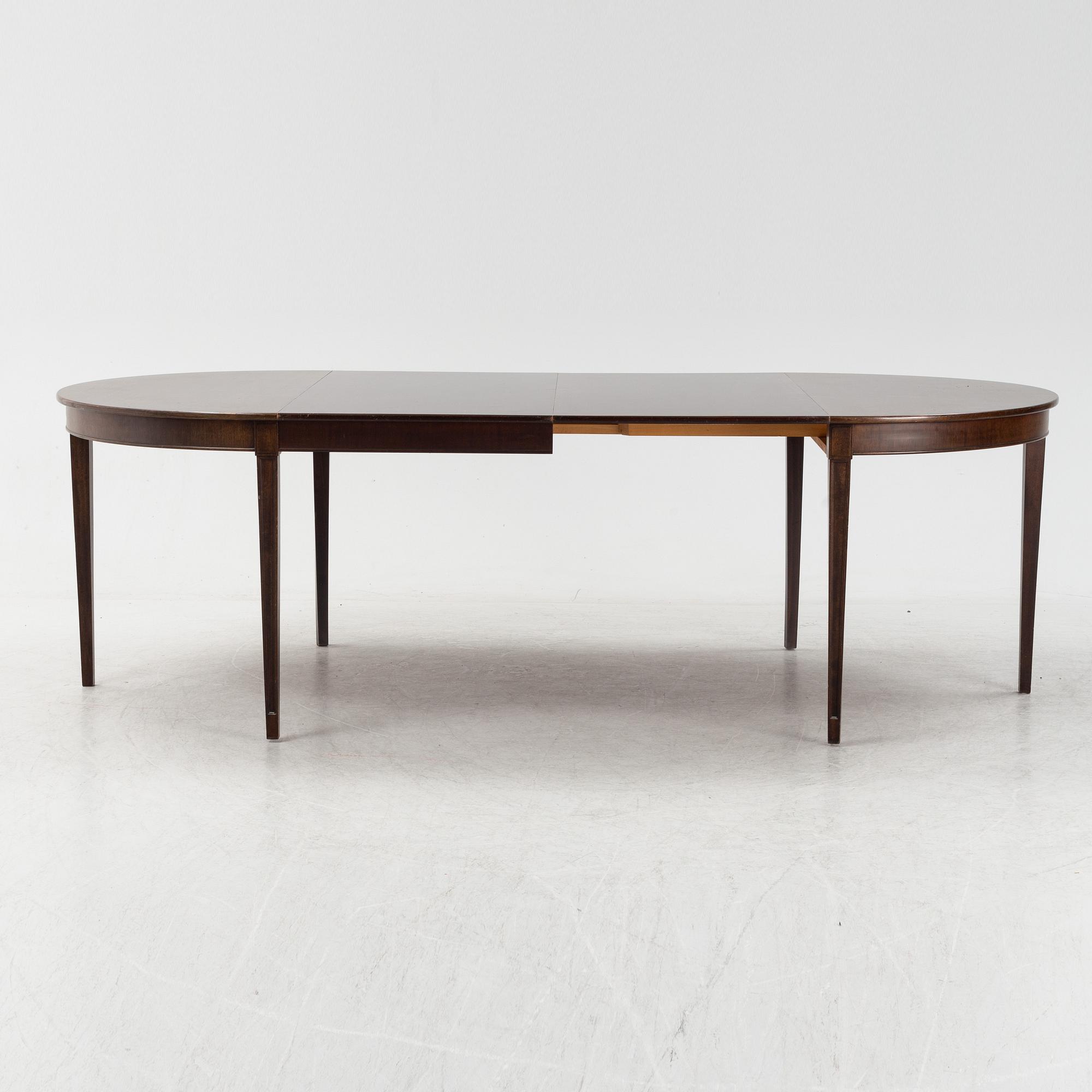 A Gustavian style dining table.