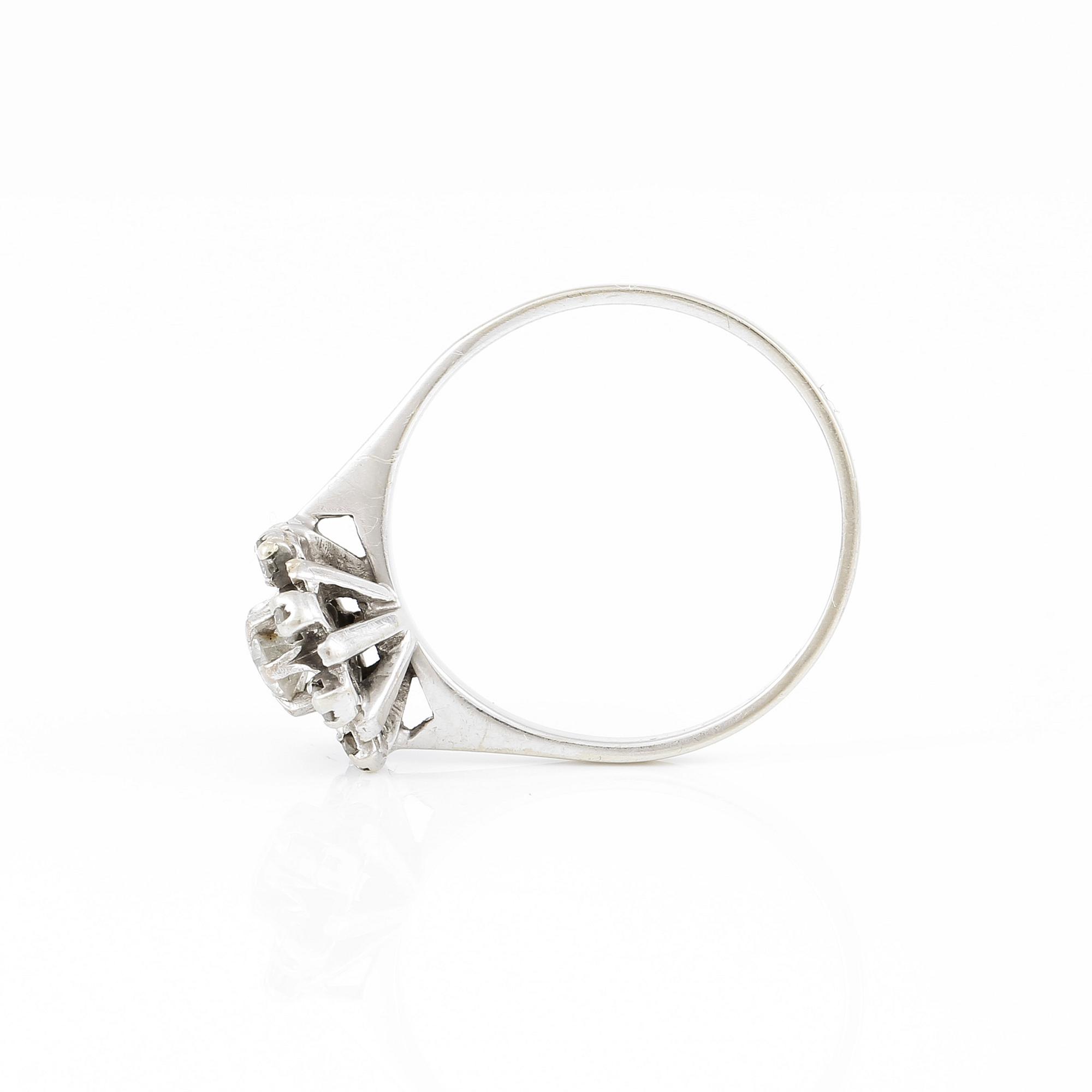 RING, vitguld 18K, diamanter, svenska importstämpel, 1900-talets andra hälft. Vikt ca 2,5 gram.