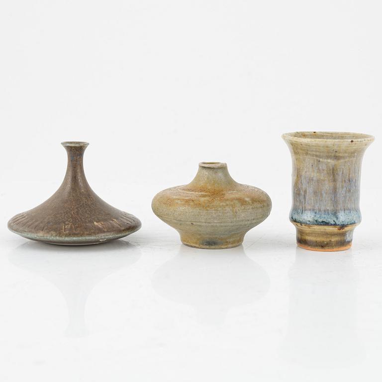 18 miniature stoneware vases and bowls, including Höganäs, Stig Lindberg and Bernt Friberg.