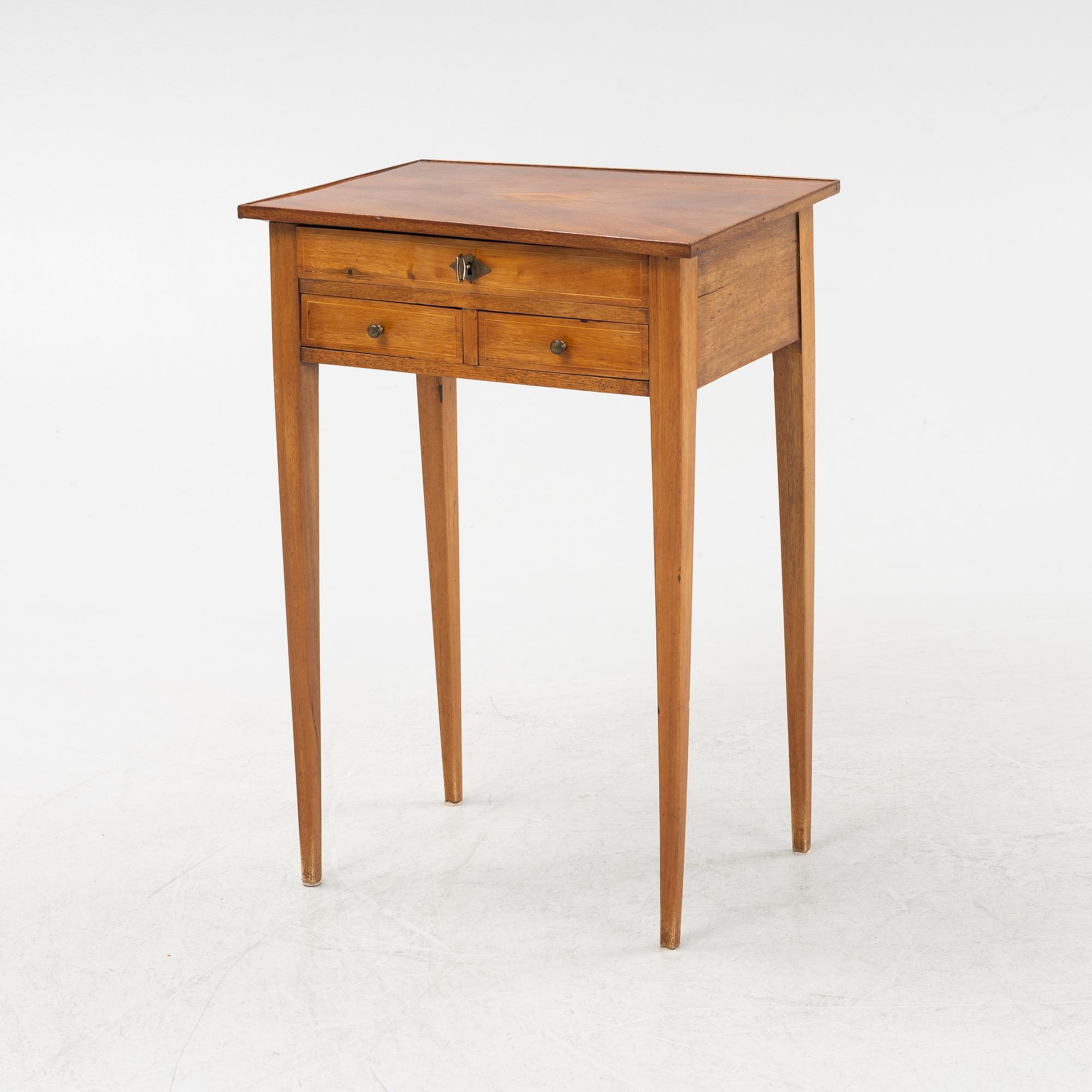 Damarbetsbord, 1800-talets början.