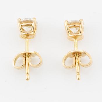 Earrings, 18K gold with brilliant-cut diamonds.