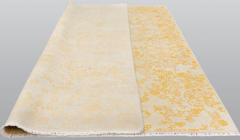 A carpet, Oriental, ca 307 x 243 cm.