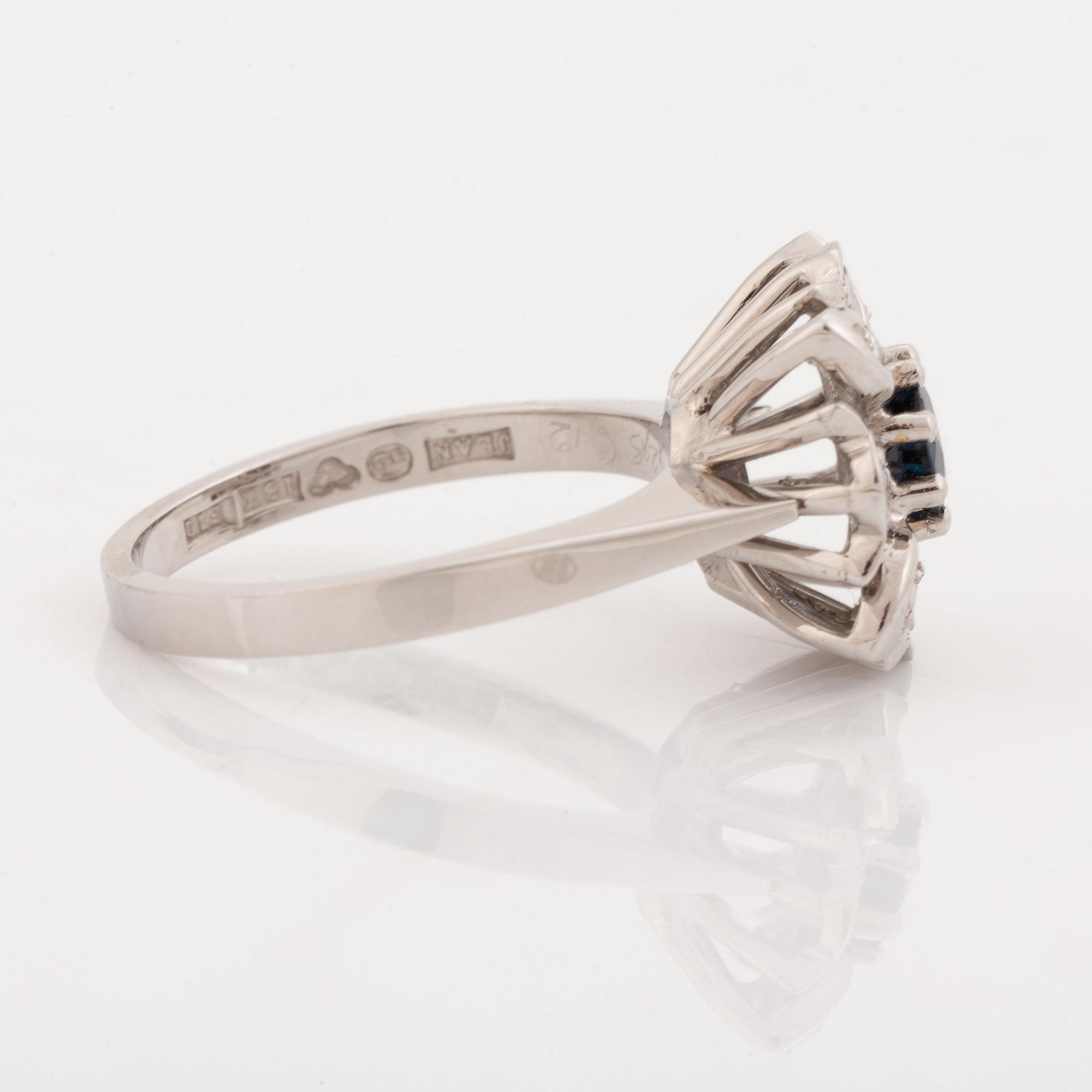 Sapphire and eight cut diamond ring. Evert Lindberg, Göteborg, 1980.
