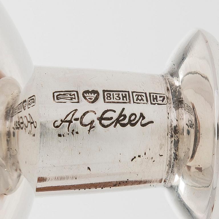 Anna-Greta Eker, ljusstakar, 3 st, silver och mahogny, Auran Kultaseppä, Åbo 1961-64.