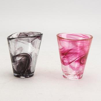 Ulrica Hydman-Vallien, servis 43 dlr "Mine - Nobody else's" Kosta Boda sent 1900-tal glas.