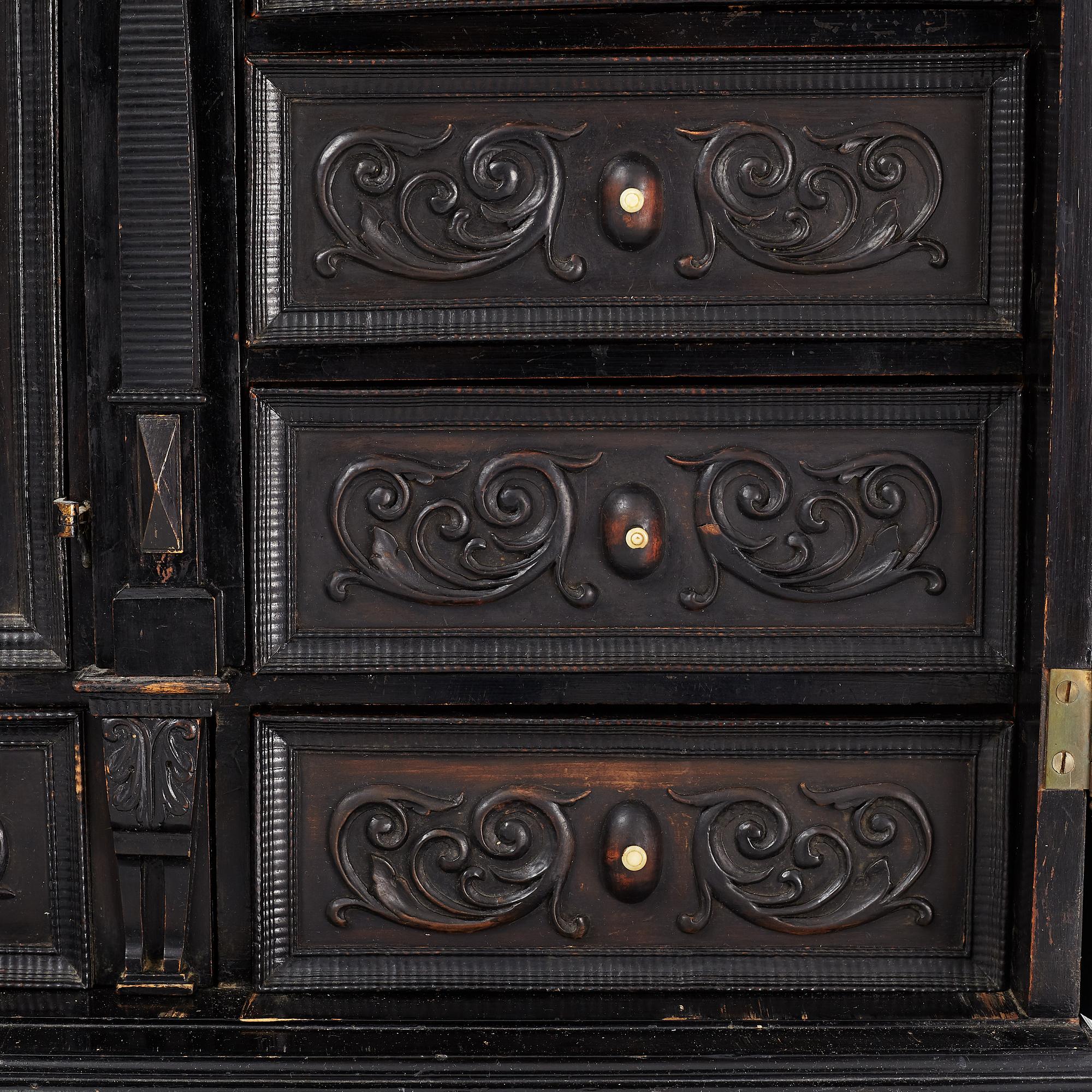 Kabinettskåp, Sydtyskland, Barock, omkring år 1700.