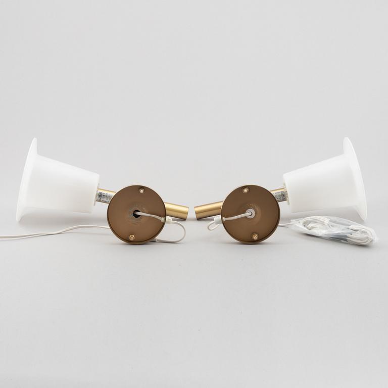Uno & Östen Kristiansson, wall lamps, a pair, Luxus.