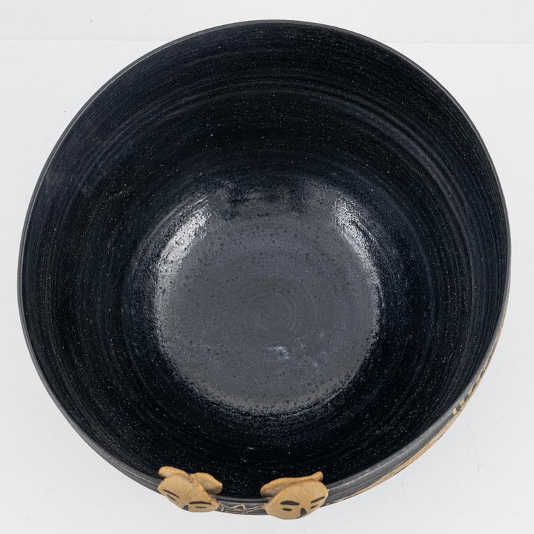 Eva Bengtsson, a stoneware bowl, Studio Eva Bengtsson, Frillesås.