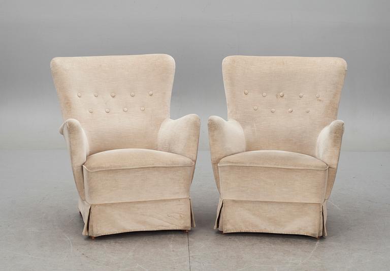 FÅTÖLJER, ett par, troligen Carl Malmsten.