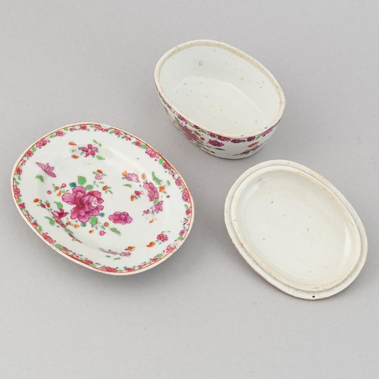 A pair of famille rose export porcelain butter tureens with dishes and covers, Qing dynasty, Qianlong (1736-95).