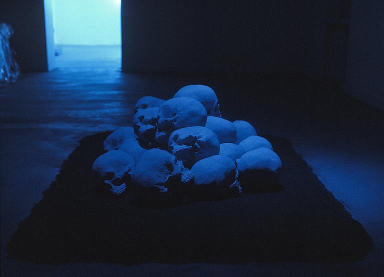 Hans Christian Berg, "SHALLOW MEMORIES".