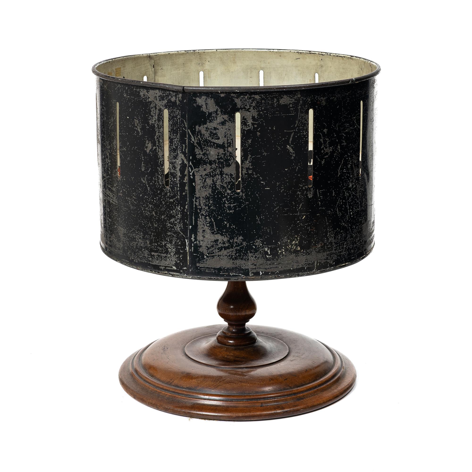 Zoetrope / picture wheel, late 19th century.