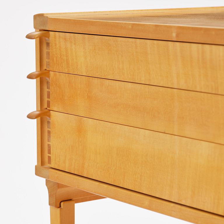 James Krenov, a cabinet on stand, Sweden, 1960-70s.