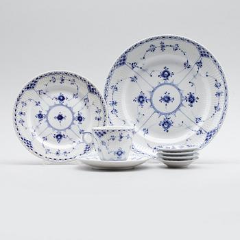 SERVISPORSLIN, 26 delar, Royal Copenhagen, Danmark.