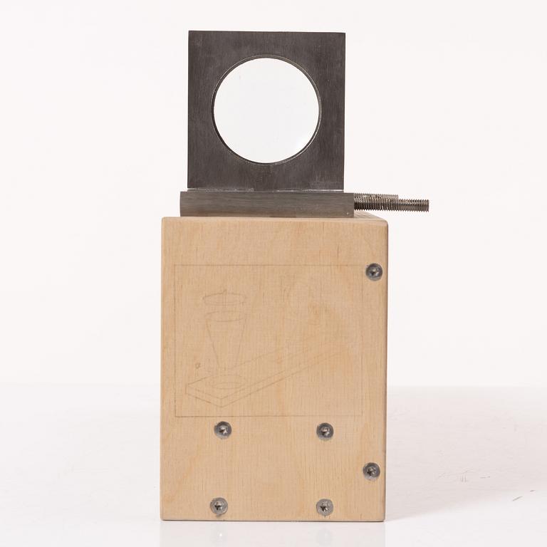 Finnbogi Pétursson, "Flame".