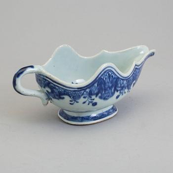 SÅSSNIPA, kompaniporslin. Qingdynastin, Qianlong (1736-95).