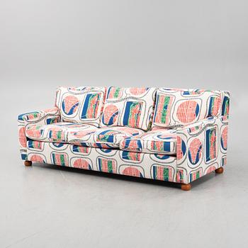 Josef Frank, a model '3031' sofa, Firma Svenskt Tenn.