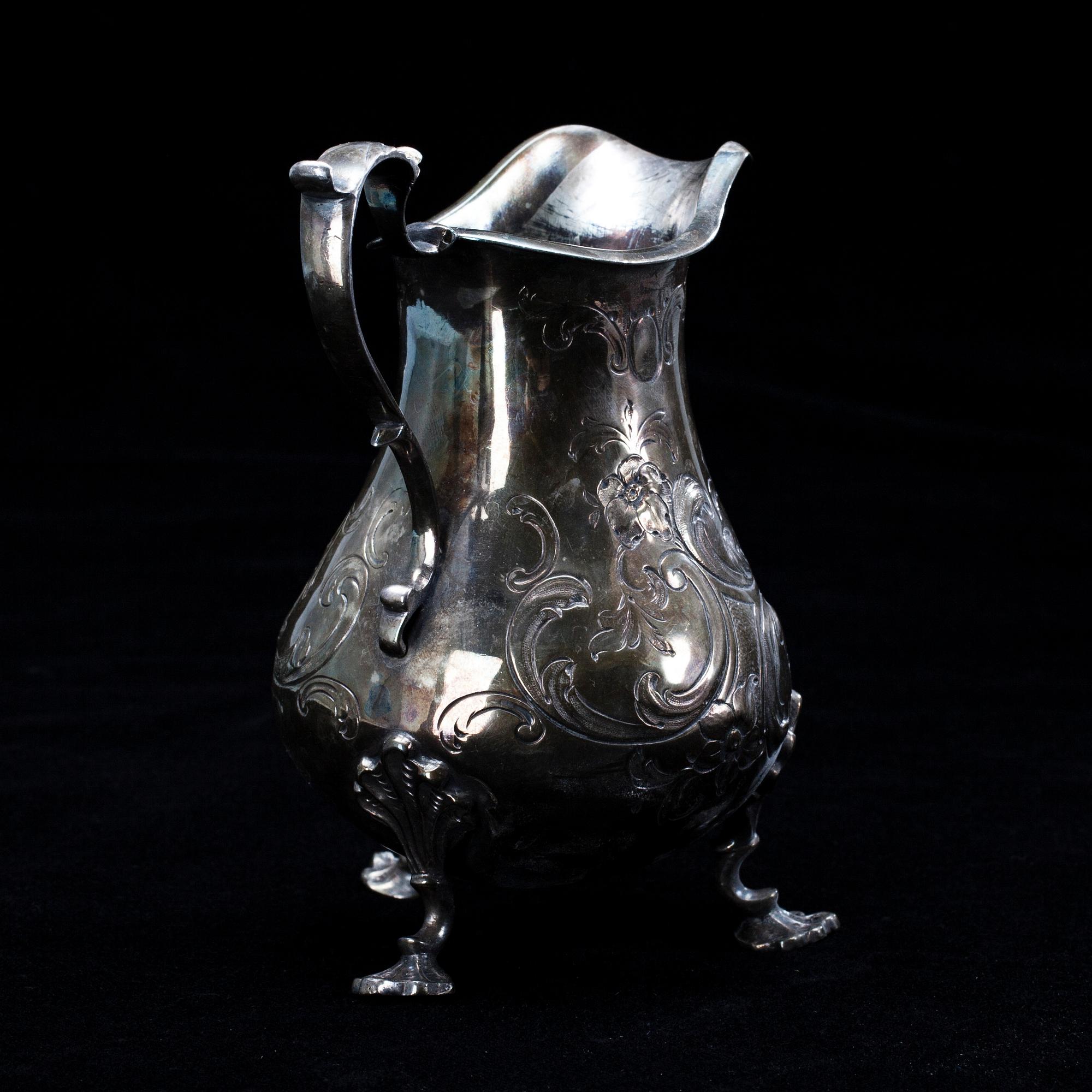 MJÖLKKANNA, silver, England, London 1851, vikt 193 g.